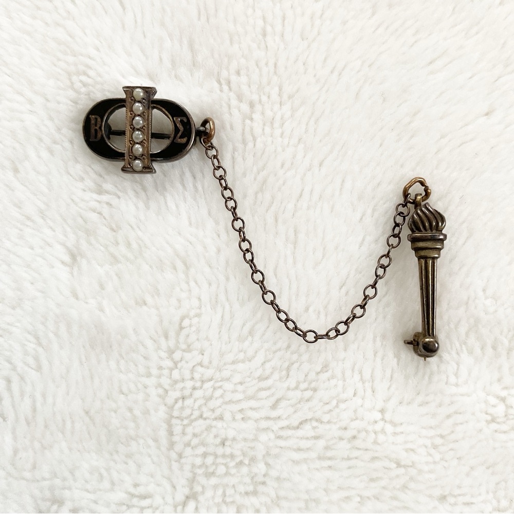 Vintage Beta Sigma Phi Sorority Pin Pearl Safety Chain 1940s Brooch